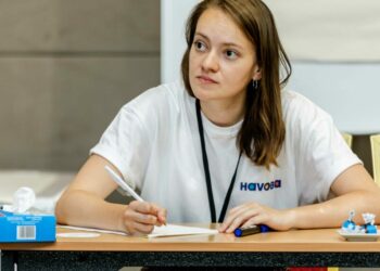 La Fondation en Côte d’Ivoire : 3 questions à Marie Hoël, pilote de la composante féminisation au sein d’HAVOBA